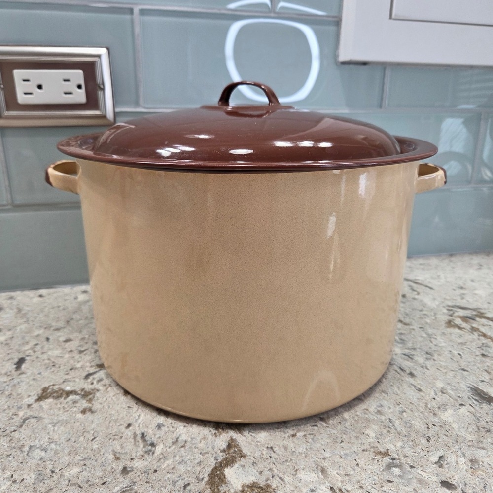 Vintage Enamelware Stock Pot with‎ Lid Tan and Brown Large Soup Pot 11.5 Inch